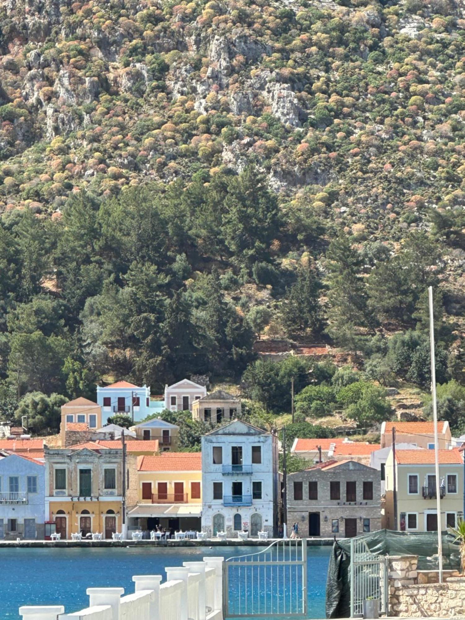 Castellorizon Pensione Меис Экстерьер фото